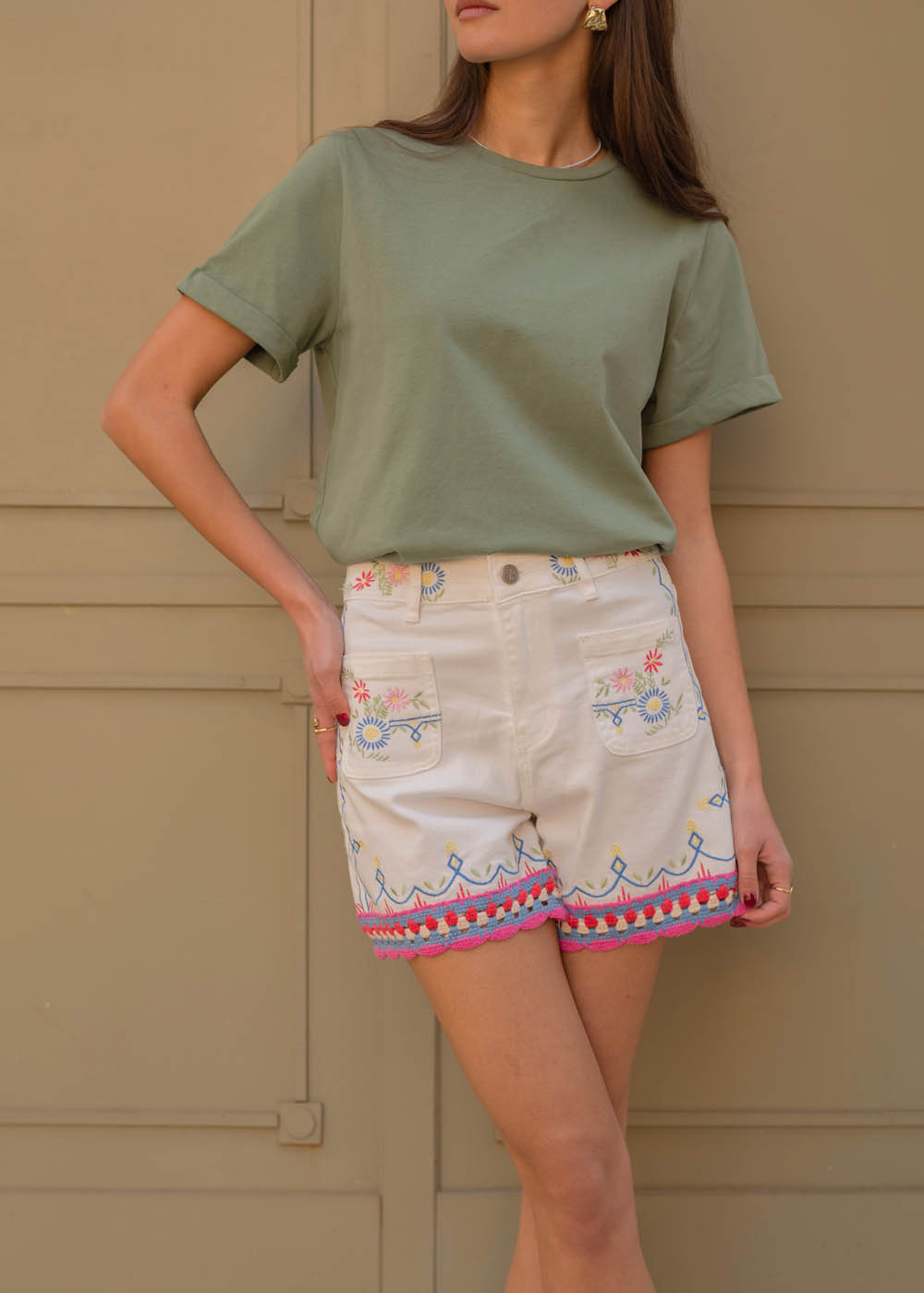 Short Linda