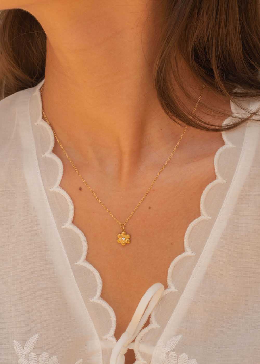 Collana fiore strass