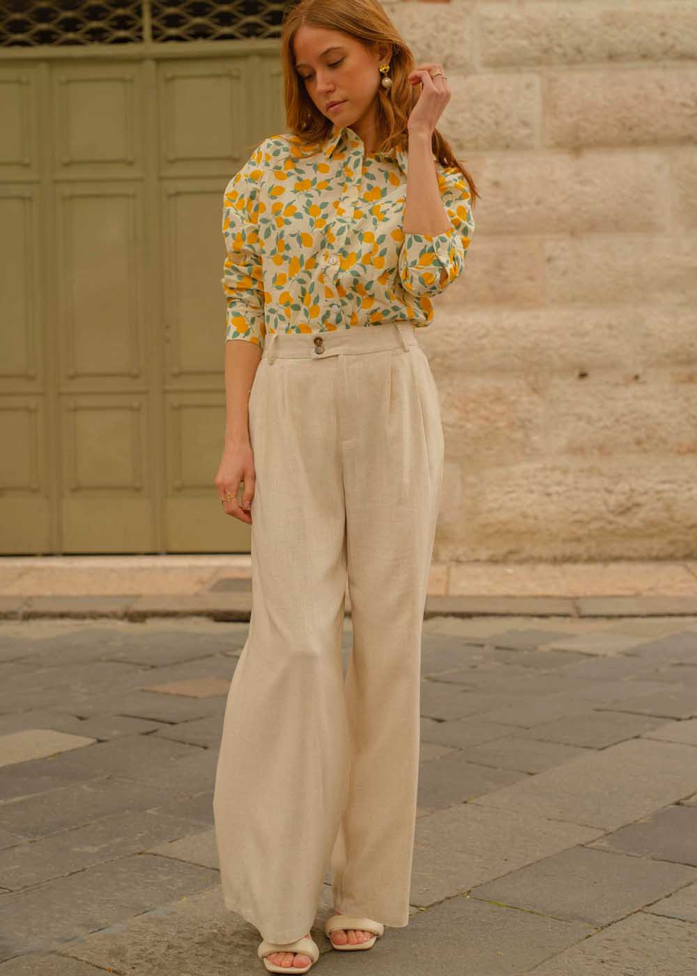 Pantalone Akira